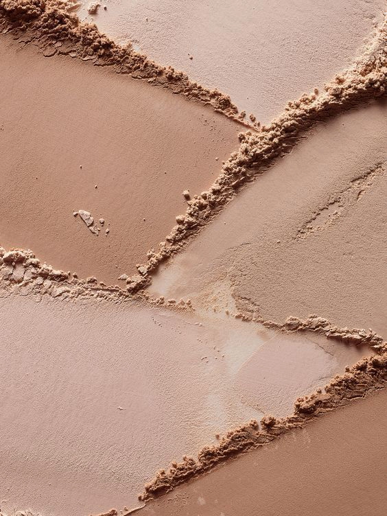 Pó compacto ou solto: qual é o melhor?