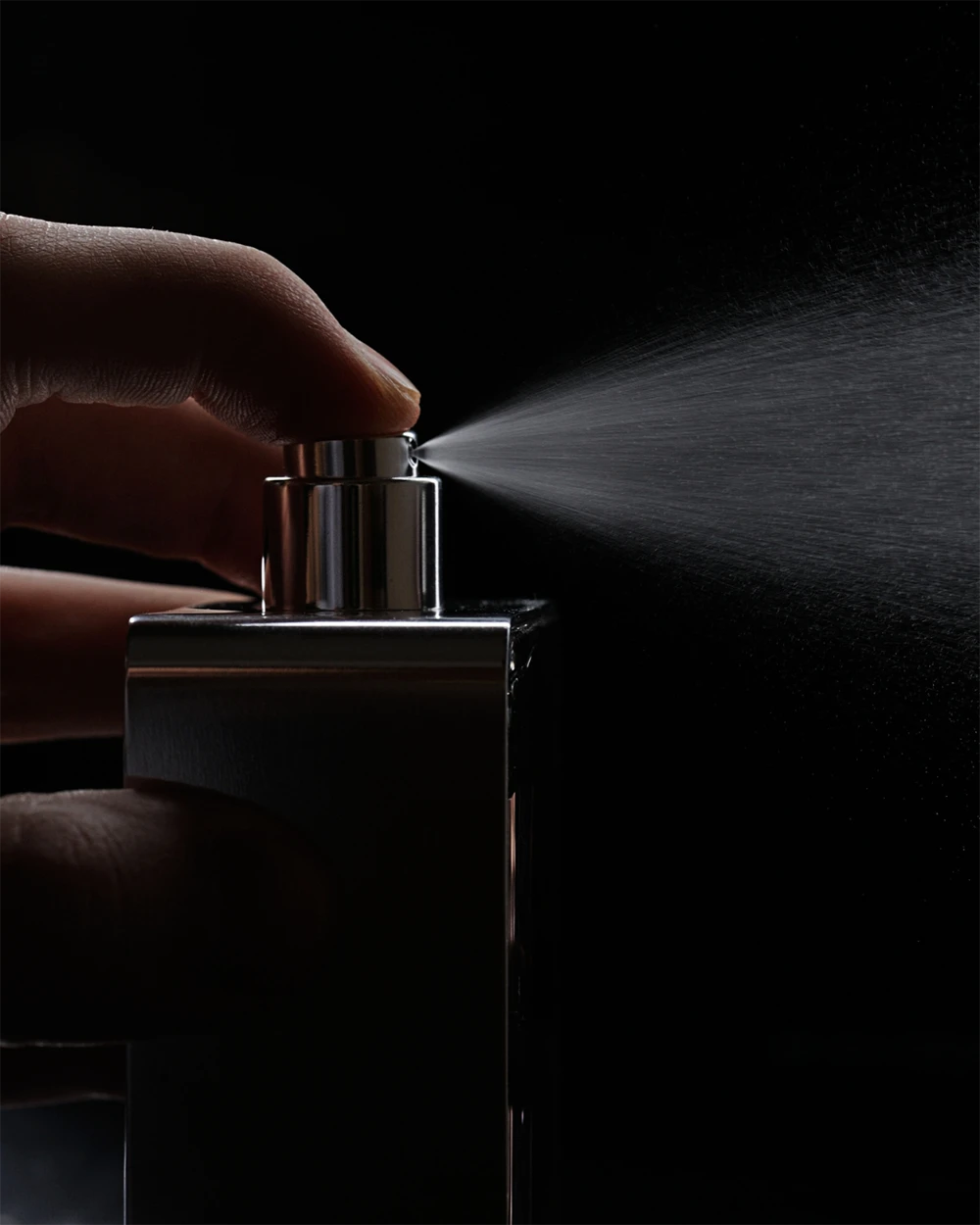 A tendência Skin scent: perfumes com cheiro de pele